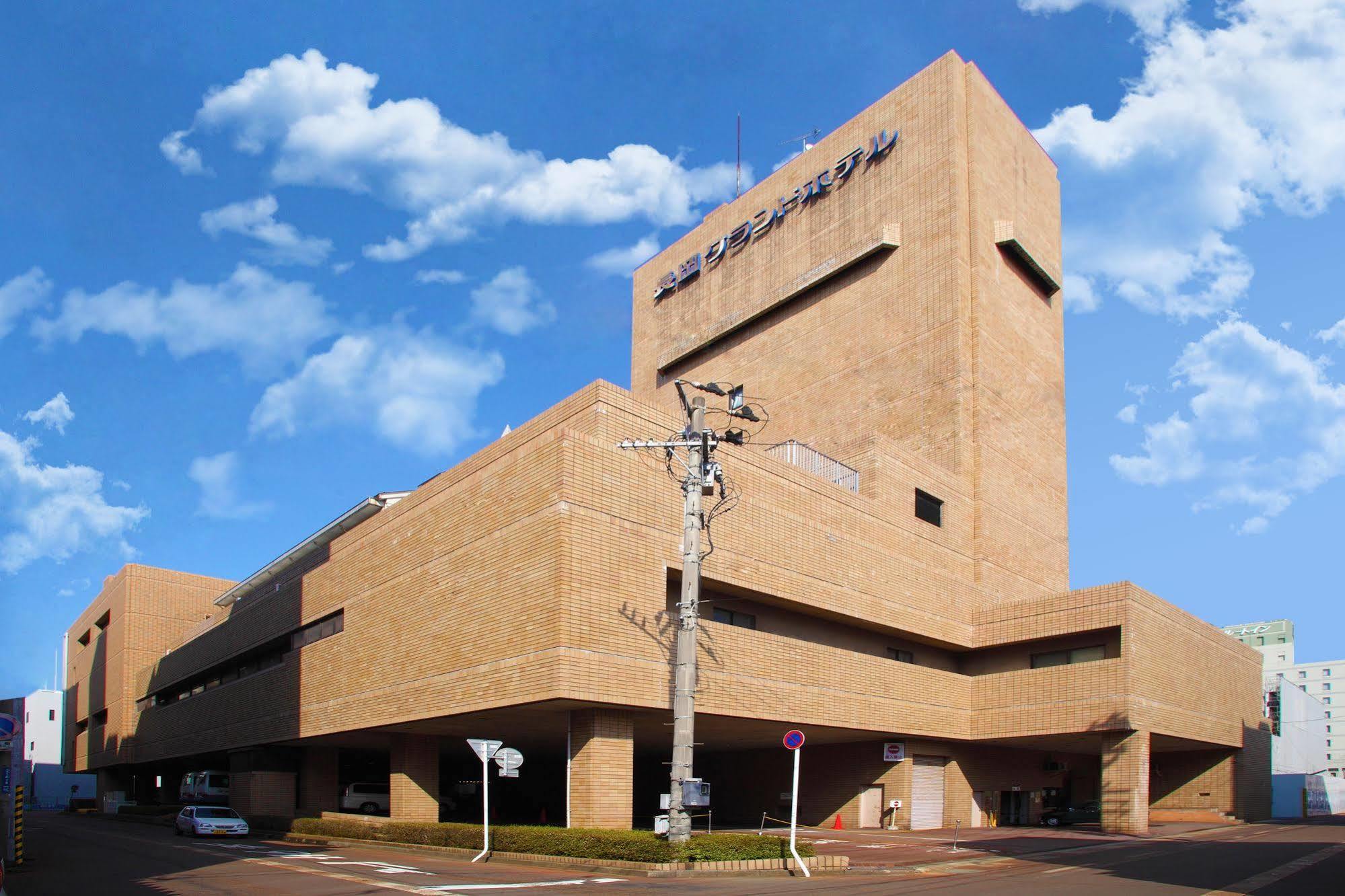 Nagaoka Grand Hotel Exterior foto